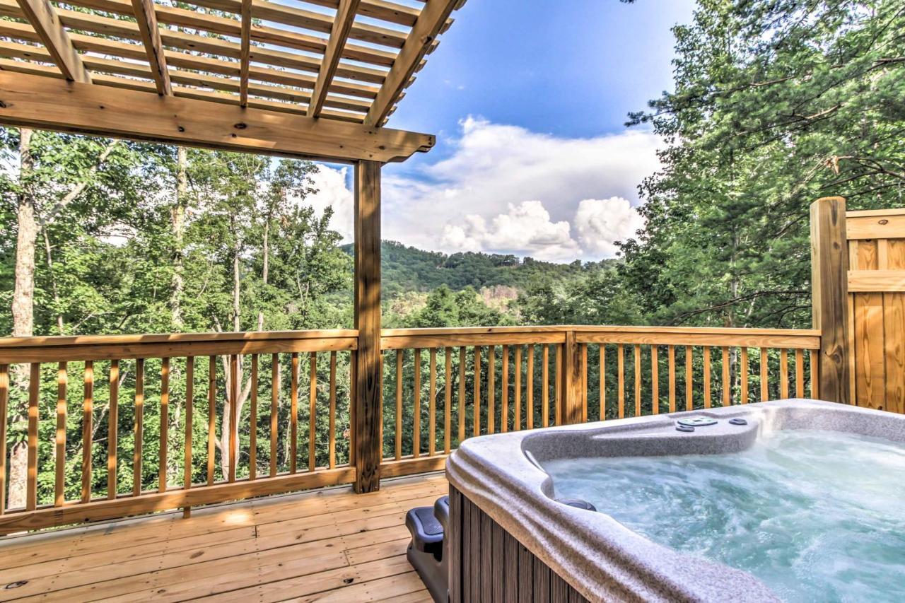 Private Sevierville Cabin With Mountain Views And Loft Zewnętrze zdjęcie