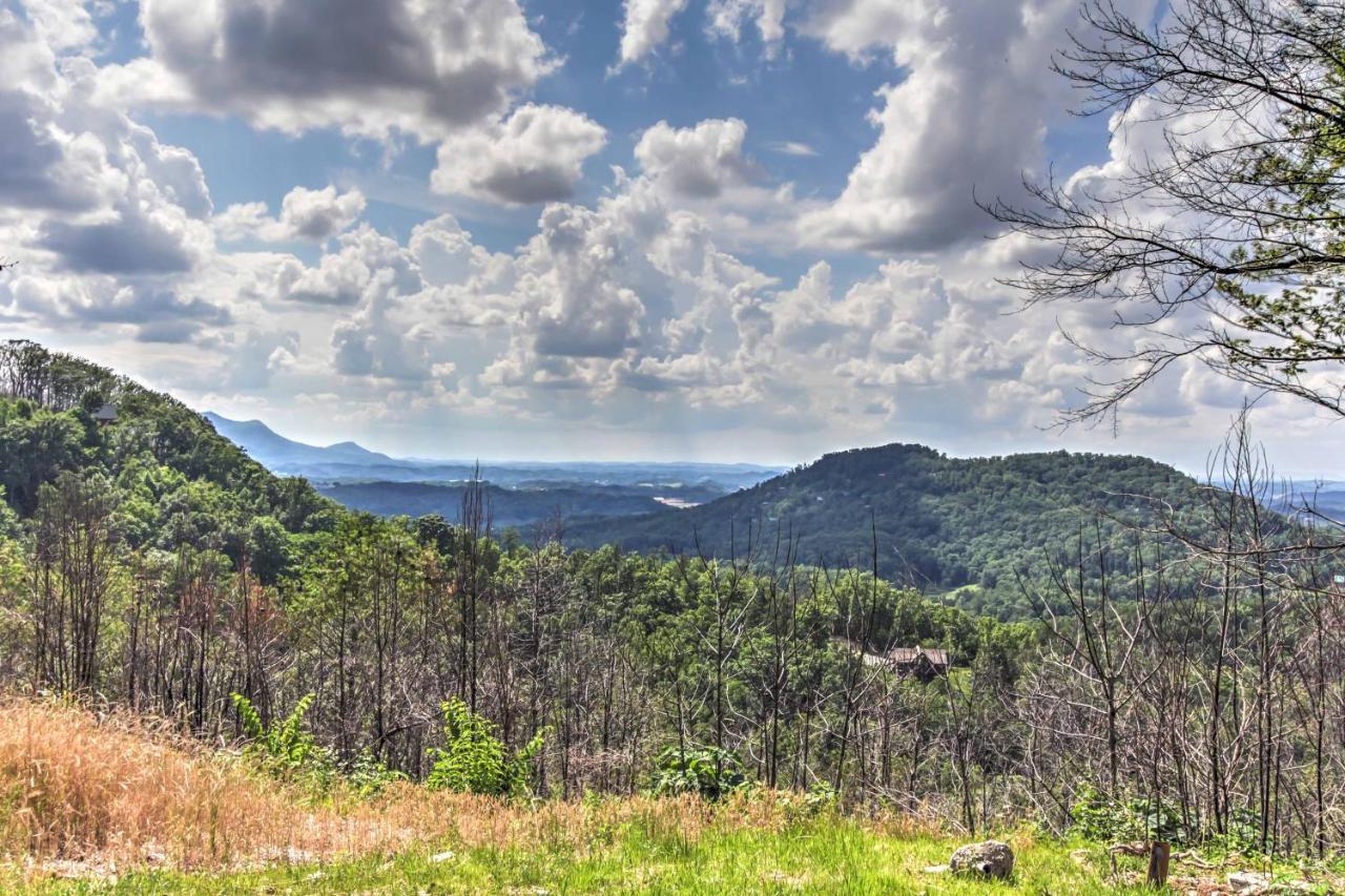 Private Sevierville Cabin With Mountain Views And Loft Zewnętrze zdjęcie