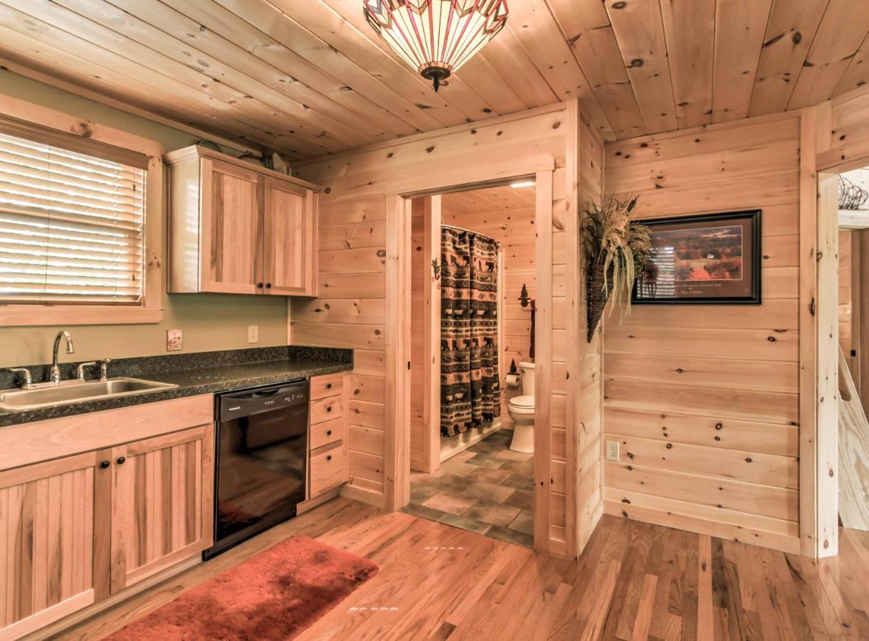Private Sevierville Cabin With Mountain Views And Loft Zewnętrze zdjęcie