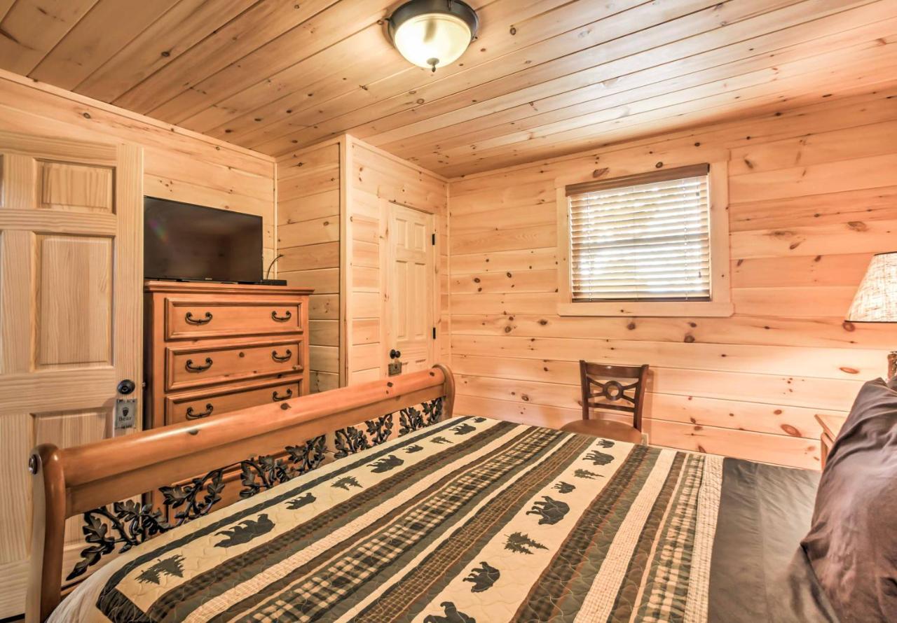 Private Sevierville Cabin With Mountain Views And Loft Zewnętrze zdjęcie